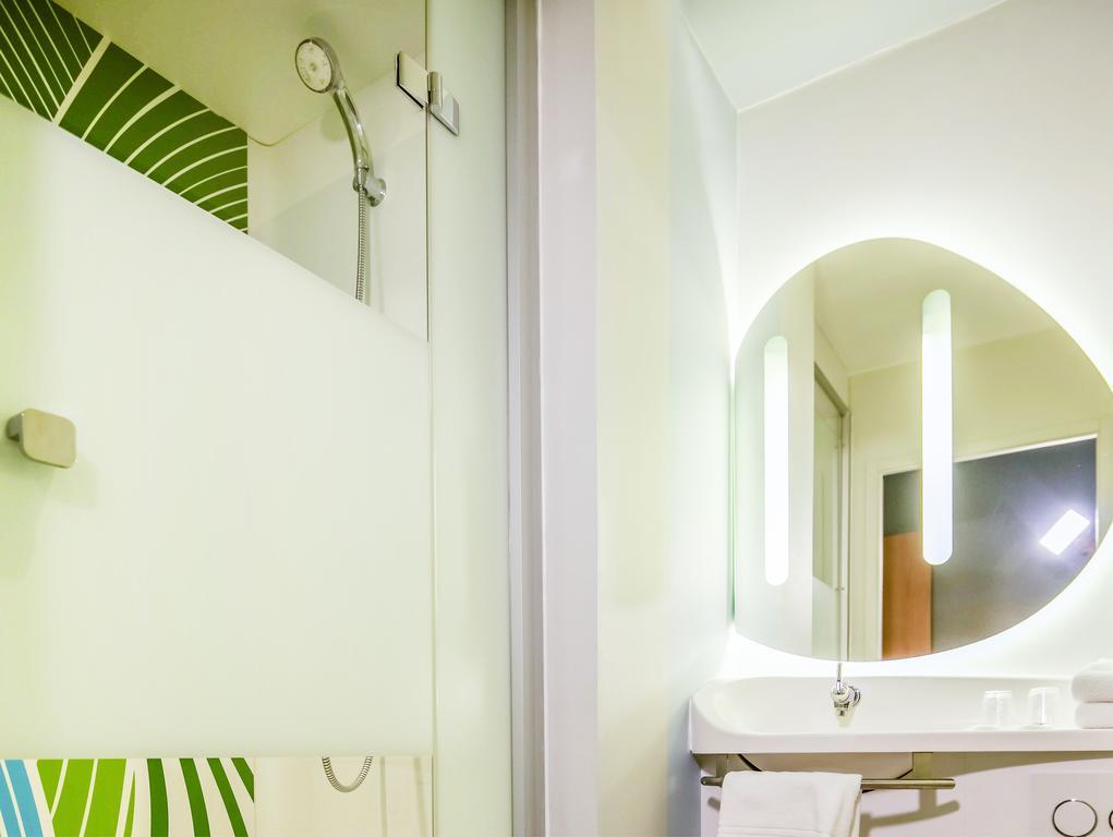 Ibis Budget Porte De Camargue Saint-Martin-de-Crau Eksteriør billede